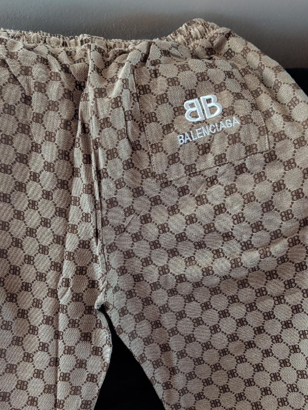 Balenciaga Monogram Beige Brown Knit Joggers - Picture 3 of 3